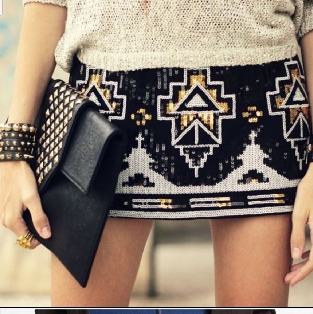 HOLIDAY Express Gold Aztec Sequin Mini Skirt M